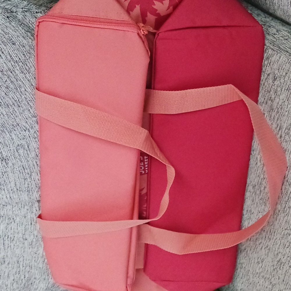 TRADER JOE'S Large Reusable Insulated Bag Peach - Picture 3 of 4
